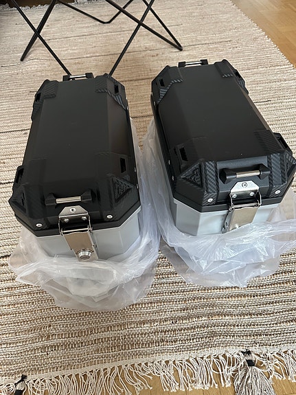 Product image 1 of 10