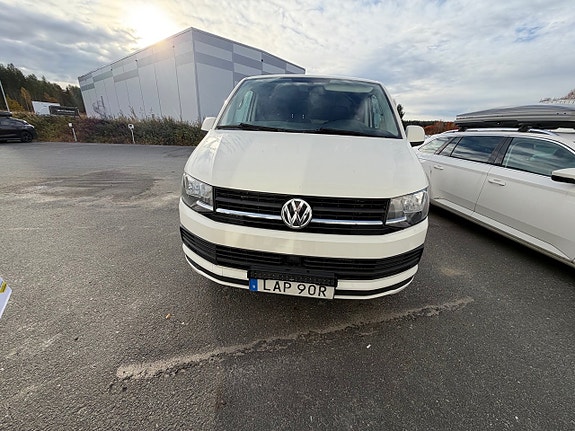 Volkswagen Transporter 2 of 4