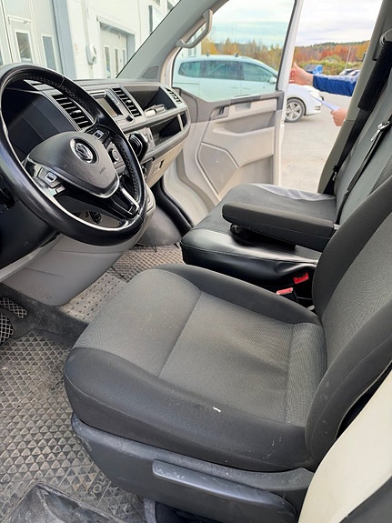 Volkswagen Transporter 4 of 4