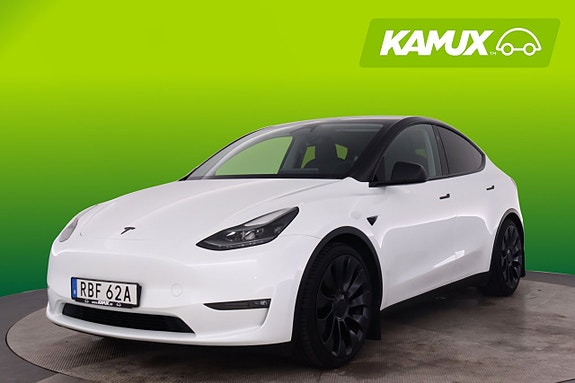 Tesla Model Y 6 of 19