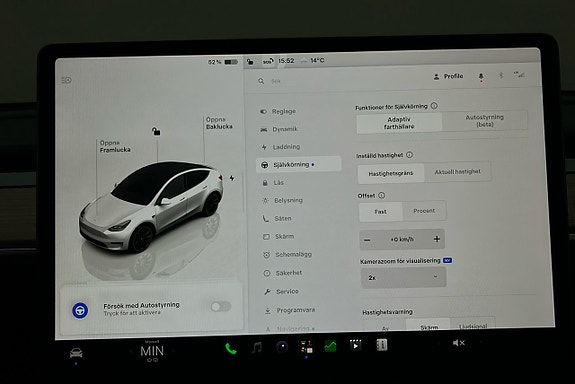Tesla Model Y 23 of 25