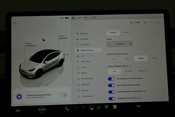 Tesla Model Y 24 of 25