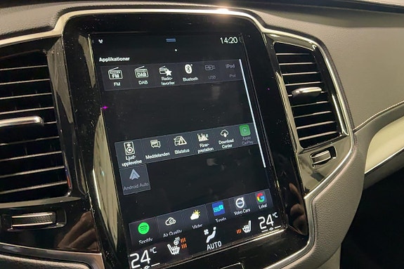 Volvo XC90 23 of 30