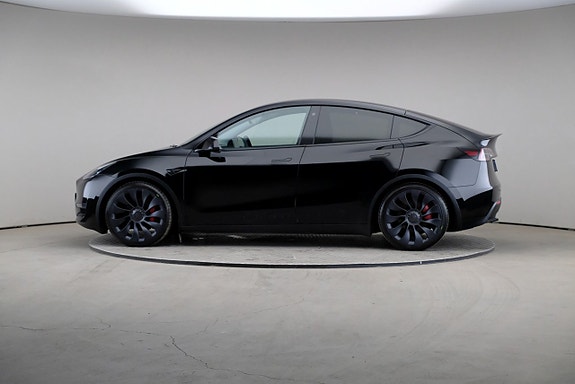 Tesla Model Y 4 of 25