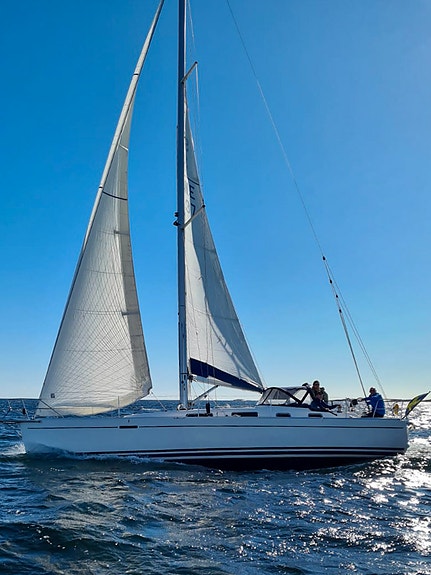 SwedeStar 370 (2010) – svensk kvalitetsbåt med giftfri botten 2 of 6