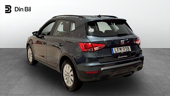 Seat Arona 3 of 12