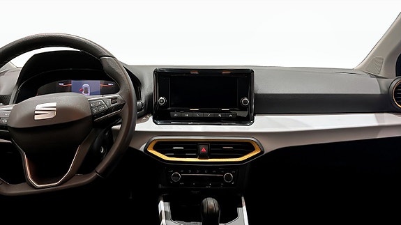 Seat Arona 9 of 12