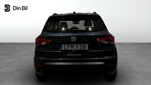 Seat Arona 5 of 12