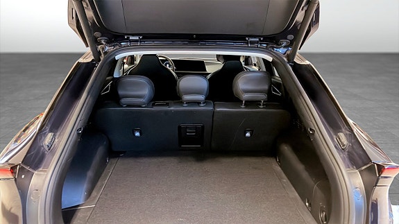 Kia EV6 10 of 16