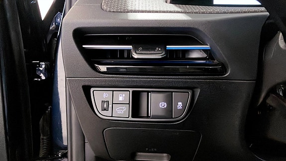 Kia EV6 15 of 16