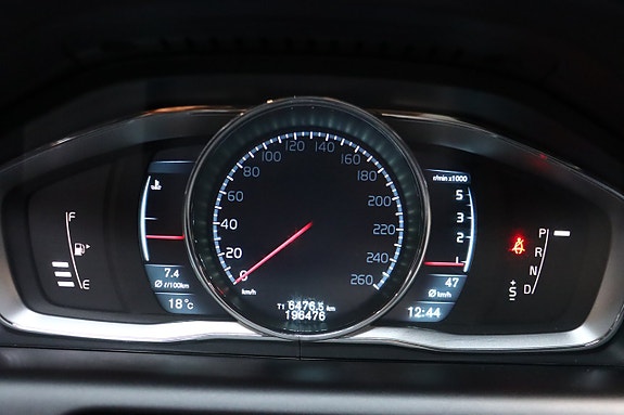 Volvo XC60 21 of 27