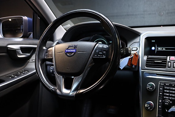 Volvo XC60 18 of 27