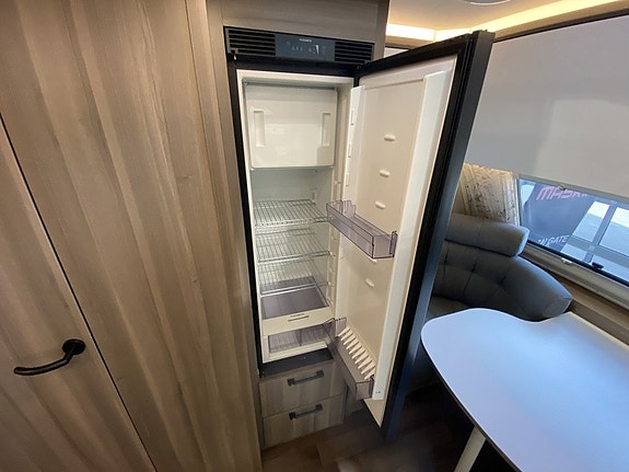 KABE ESTATE 470 GLE ALDE/Mover/Dinette/1800 kg 8 of 13