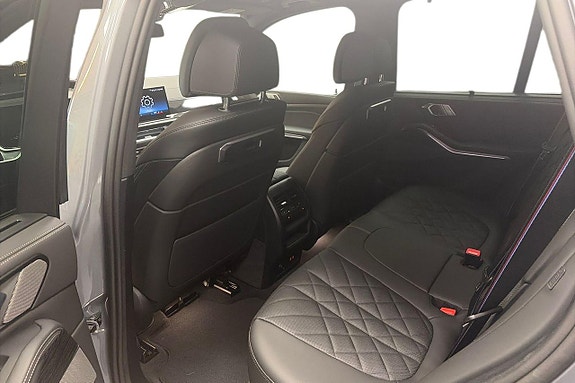 BMW X5 11 of 17