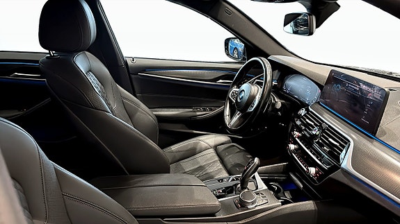 BMW 530e 3 of 9
