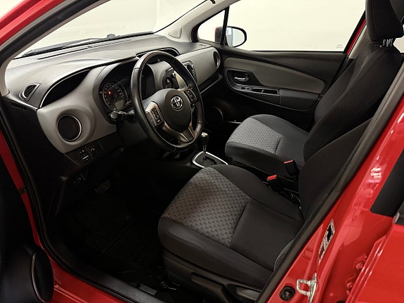 Toyota Yaris 8 of 11