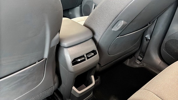 Kia EV3 14 of 17