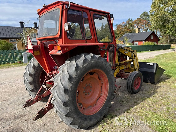 Traktor Volvo BM 2254 med lastare 5 of 27