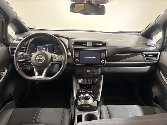 Nissan Leaf 8 of 11