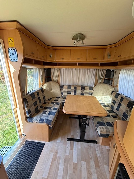 Hobby 540 UL DE LUXE *1 Ägare /1500Kg /4 Bädd /Långbädd* 3 of 19