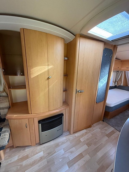 Hobby 540 UL DE LUXE *1 Ägare /1500Kg /4 Bädd /Långbädd* 18 of 19
