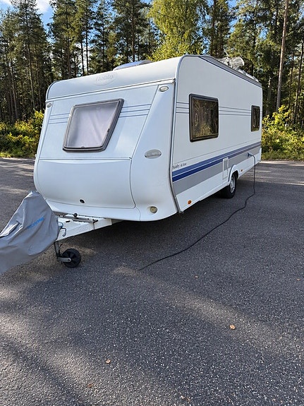 Hobby 540 UL DE LUXE *1 Ägare /1500Kg /4 Bädd /Långbädd* 8 of 19