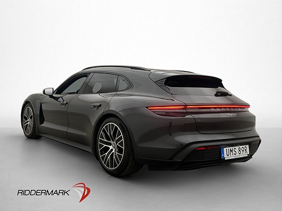 Porsche Taycan 6 of 30