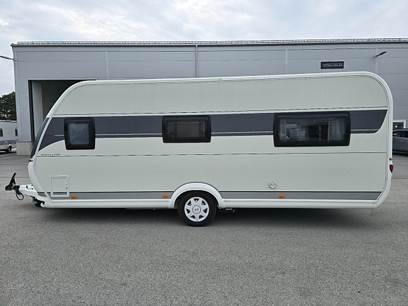 Hobby 560 CFE Excellent *Fransk bädd *Alde *Mover *Förtält 6 of 26
