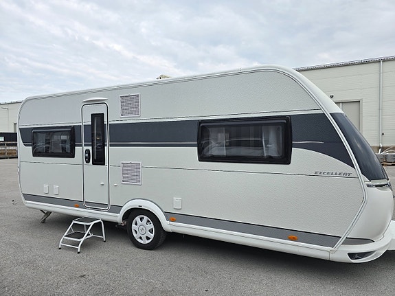 Hobby 560 CFE Excellent *Fransk bädd *Alde *Mover *Förtält 2 of 26
