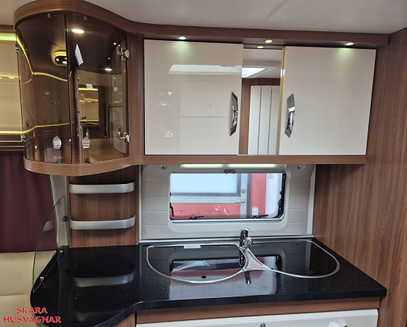 Hobby 560 UL PREMIUM 10 of 21