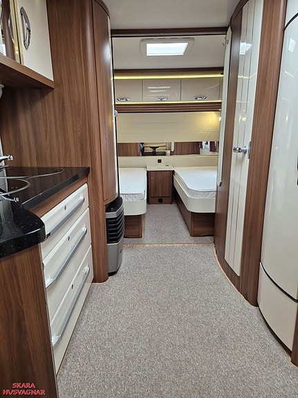 Hobby 560 UL PREMIUM 3 of 21