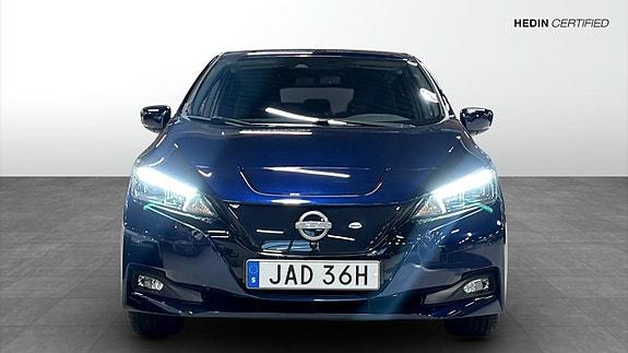 Nissan Leaf 8 of 16