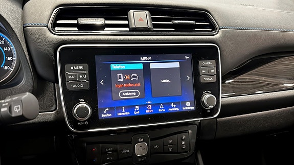Nissan Leaf 12 of 16