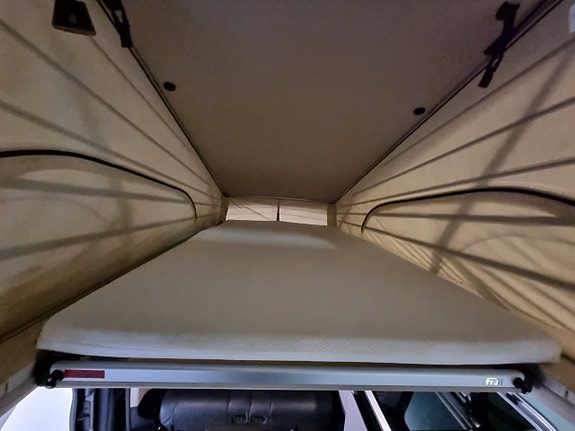 Mercedes-Benz V300 12 of 18