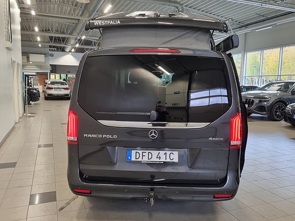 Mercedes-Benz V300 5 of 18