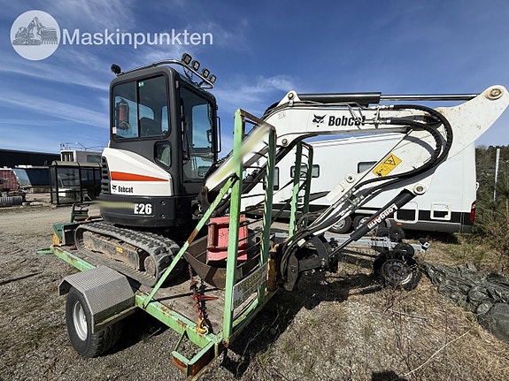 Bobcat minigrävare med vagn 3 of 27