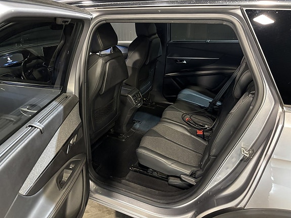Peugeot 5008 18 of 22