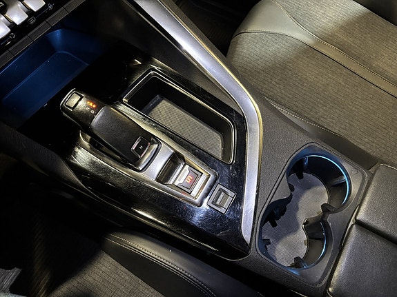 Peugeot 5008 10 of 22