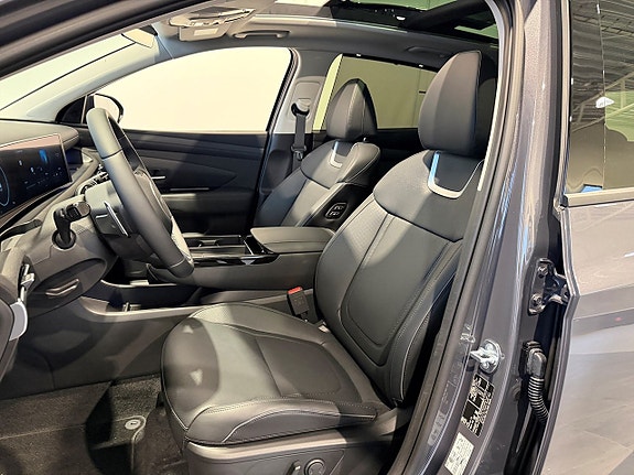 Hyundai Tucson 9 of 23