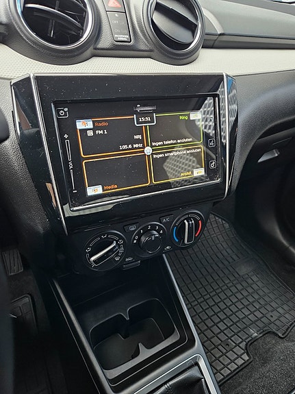 Suzuki Swift 15 of 22