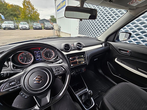 Suzuki Swift 9 of 22