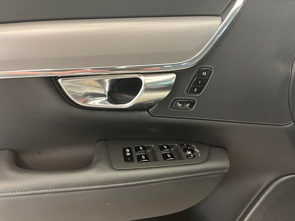Volvo V90 16 of 19