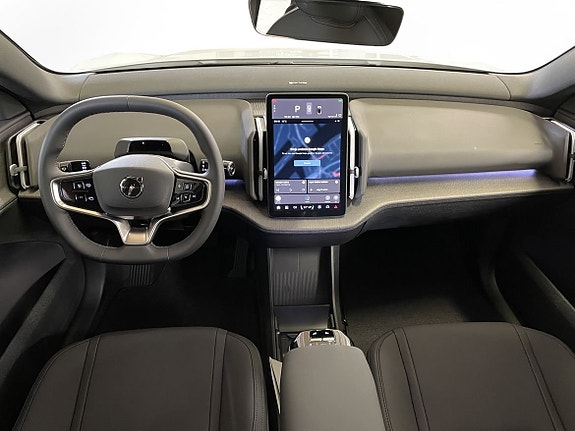 Volvo EX30 12 of 17