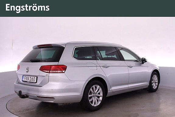 Volkswagen Passat 3 of 20