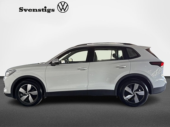 Volkswagen Tiguan 3 of 13
