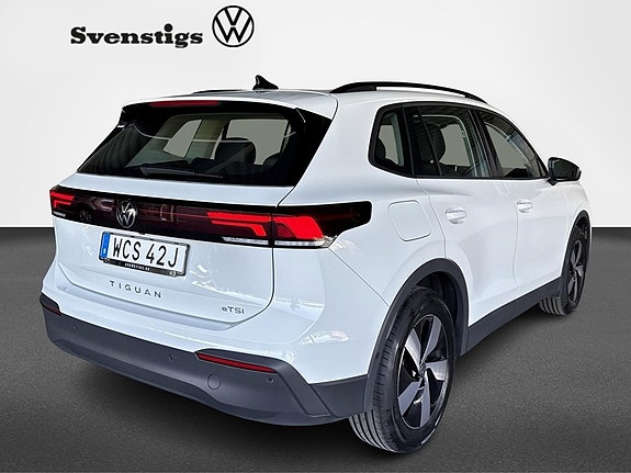 Volkswagen Tiguan 5 of 13