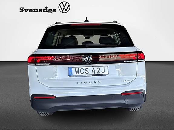 Volkswagen Tiguan 6 of 13