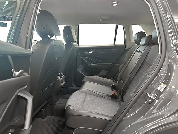 Volkswagen Tiguan 11 of 16
