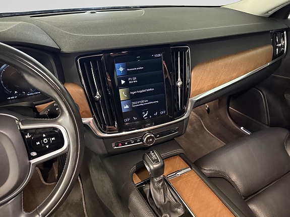 Volvo V90 13 of 26