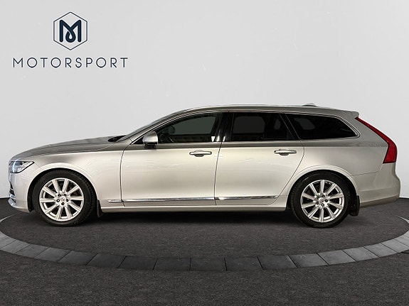 Volvo V90 3 of 26